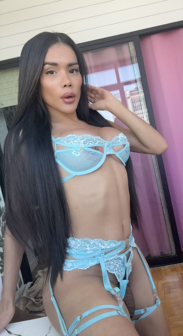LA MÁS JOVENCITA DE LA WEB.. ACTIVA Y PASIVA