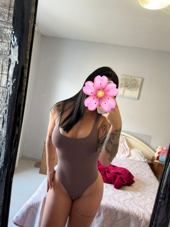 Preciosa latina con pechos de locura en Ibiza