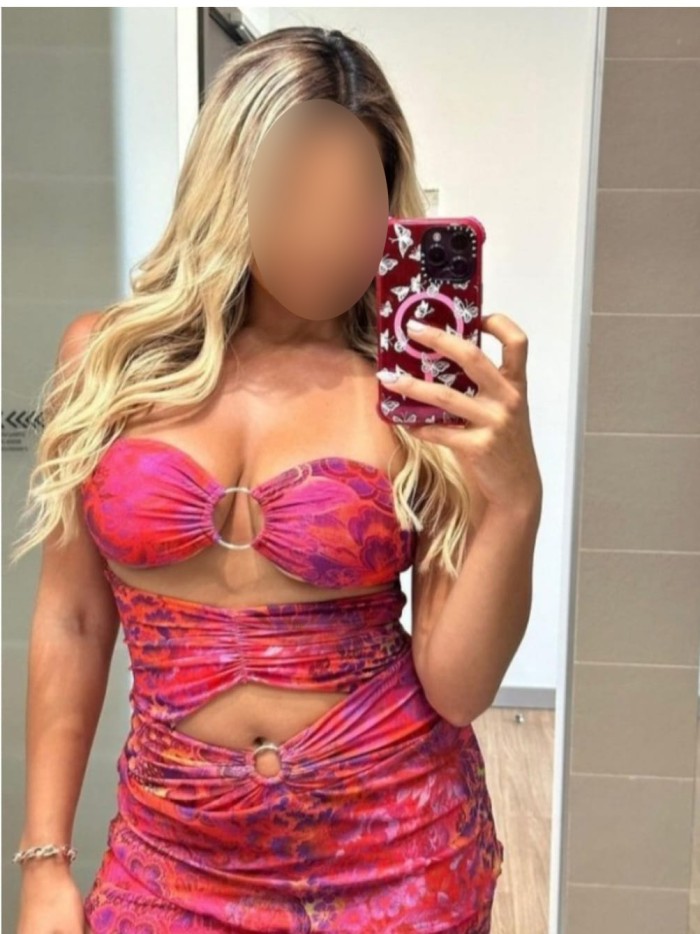 RUBIA NINFOMANA ME CORRO A CHORROS! FOLLEMOS POR TODA LA CASA EN HUESCA