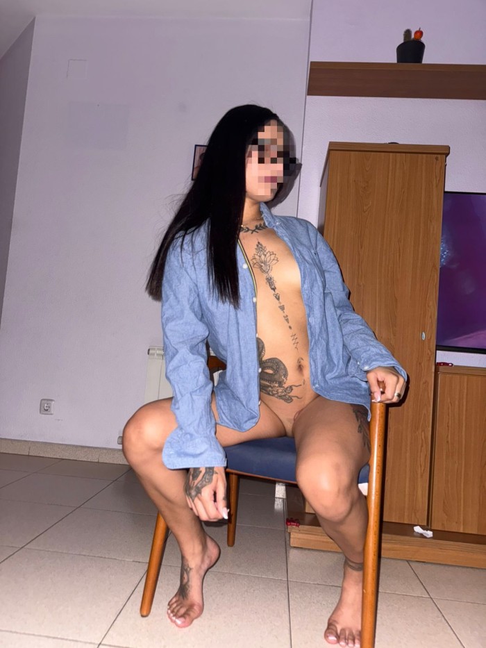 CLOET MORENA TAUTUADA NUEVA EN LA ZONA