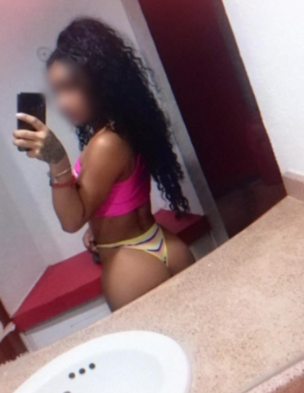 CHICA TRANS SENSUAL Y CALIENTE TODITA PARA TI