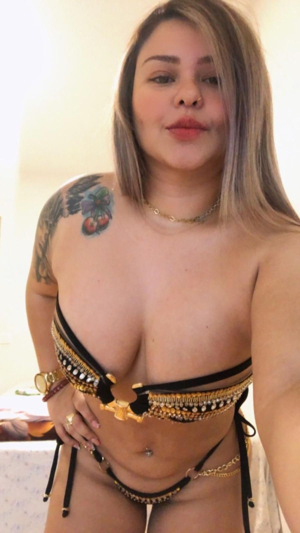 PAULA PARA LOS FIESTEROS Y AMANTES DEL BUEN SEXO