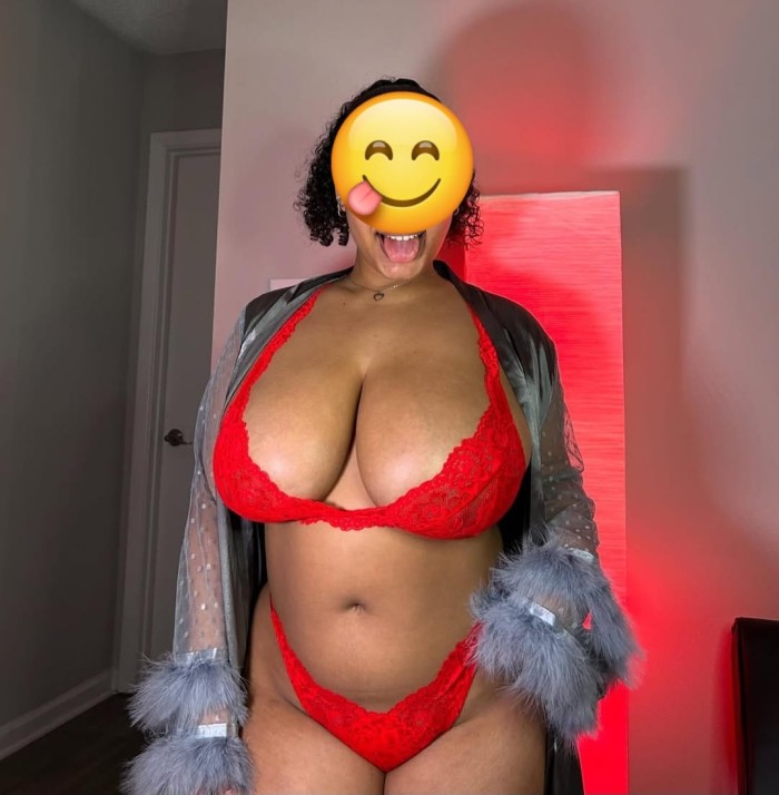 Linda tu tetona favorita
