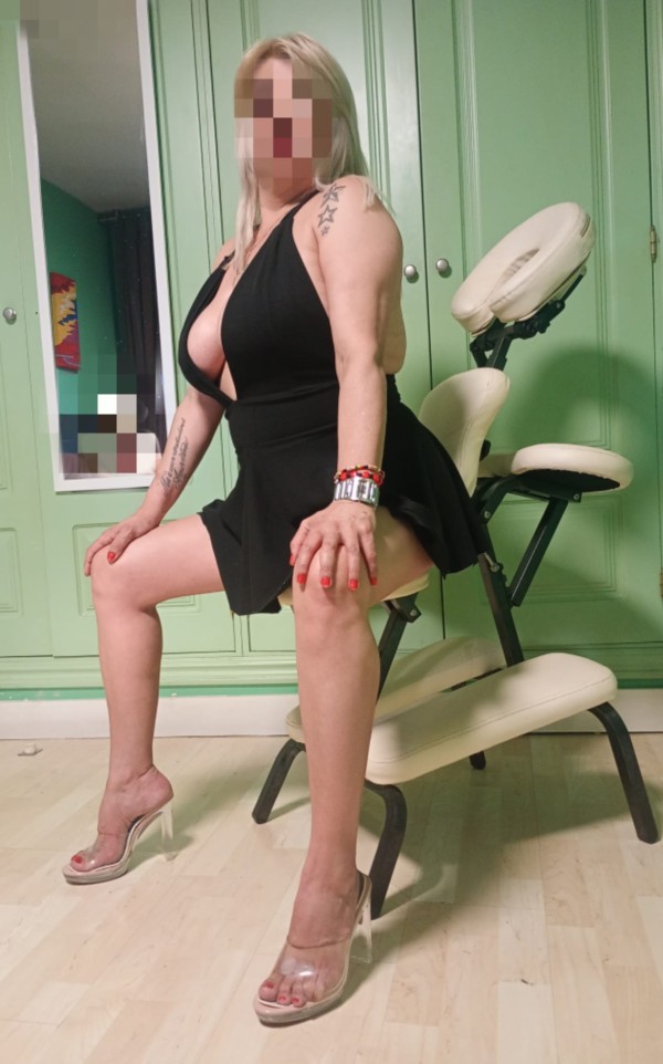 SUSI MADURITA TETAS ENORMES BRAZILEÑA MUY CALIENTE