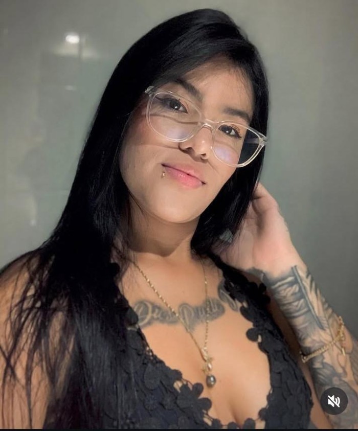 Una chica muy buena y fiestera