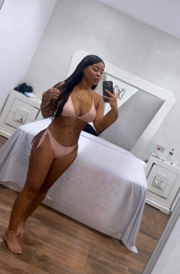 BOMBA LATINA RECIEN LLEGADA, ENCANTADORA Y SENSUAL