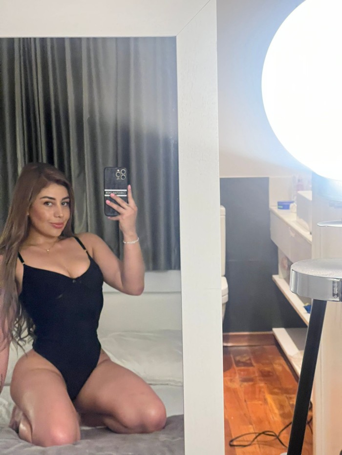 CHANELL ATREVIDA SENSUAL EN BARCELONA
