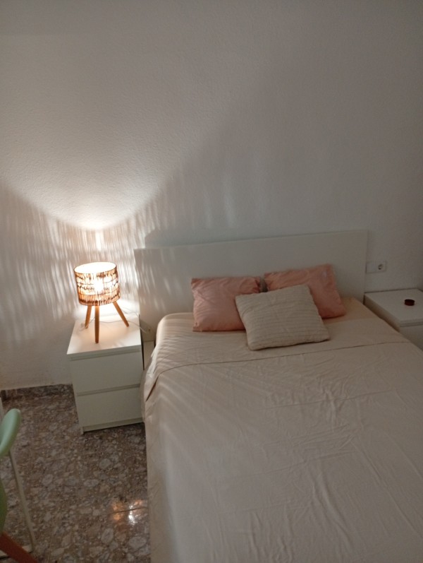 Habitación acogedora y agradable en zona céntrica