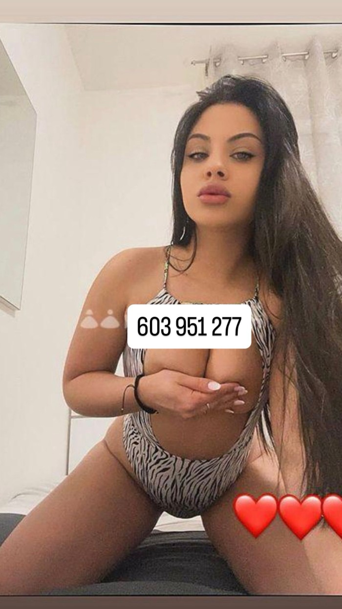 MELANY JOVEN COLOMBIANA DULCE Y COMPLETA -603951277