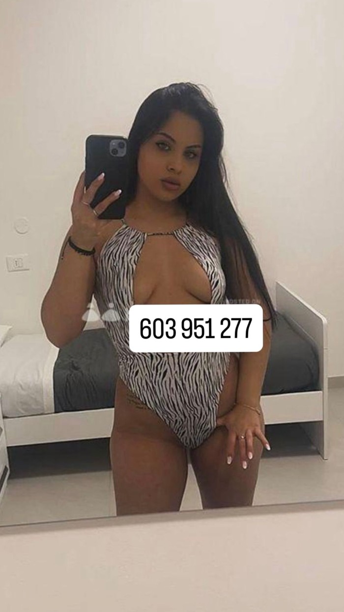 MELANY  JOVEN COLOMBIANA DULCE Y COMPLETA -603951277