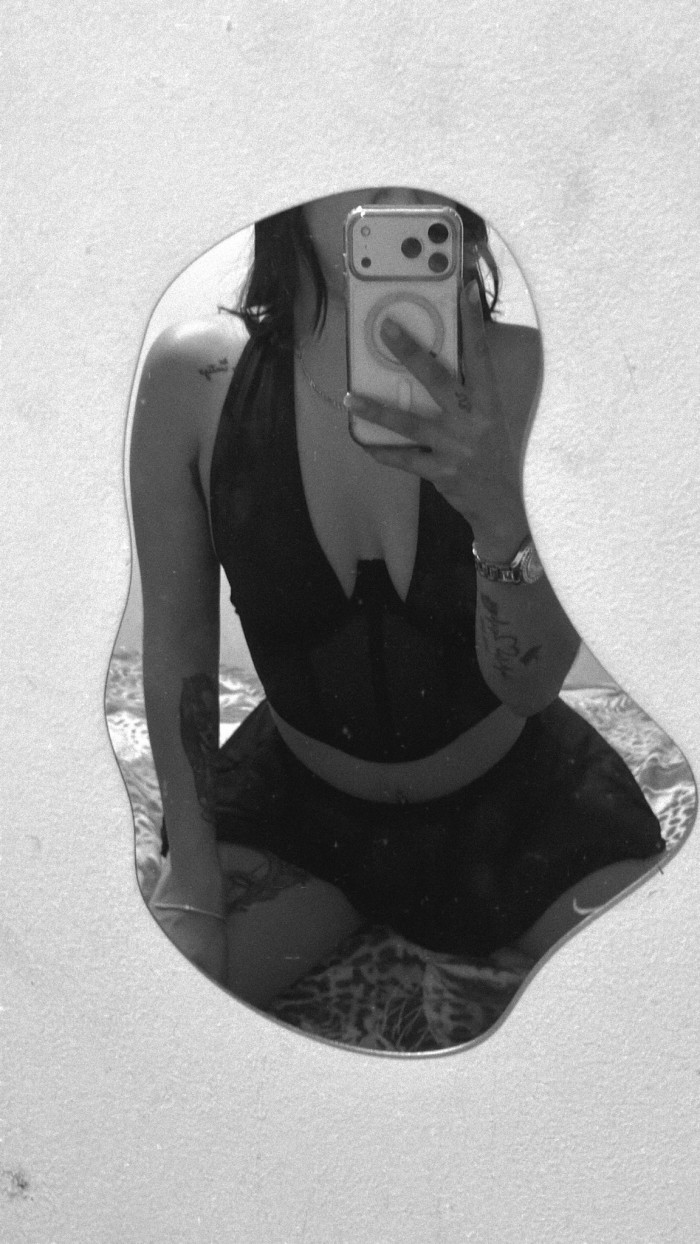 CURVAS PERFECTAS CARA DE NIÑA BUENA