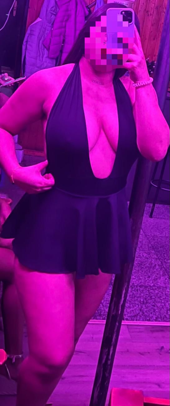 ESCORT JOVENCITA Y FIESTERA TRAGAPOLLAS