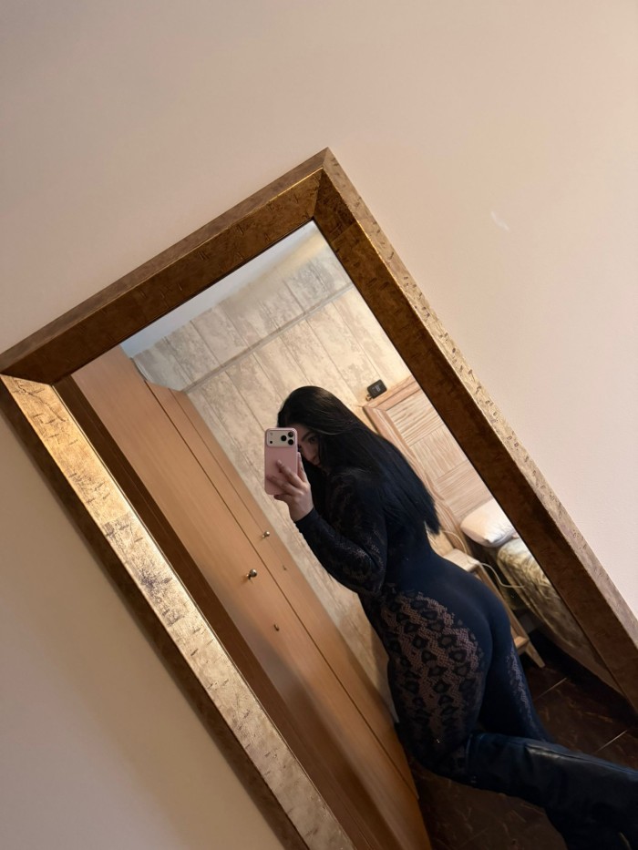 GUAPA CON CARITA DULCE Y UN CUERPO ESPECTACULAR!!