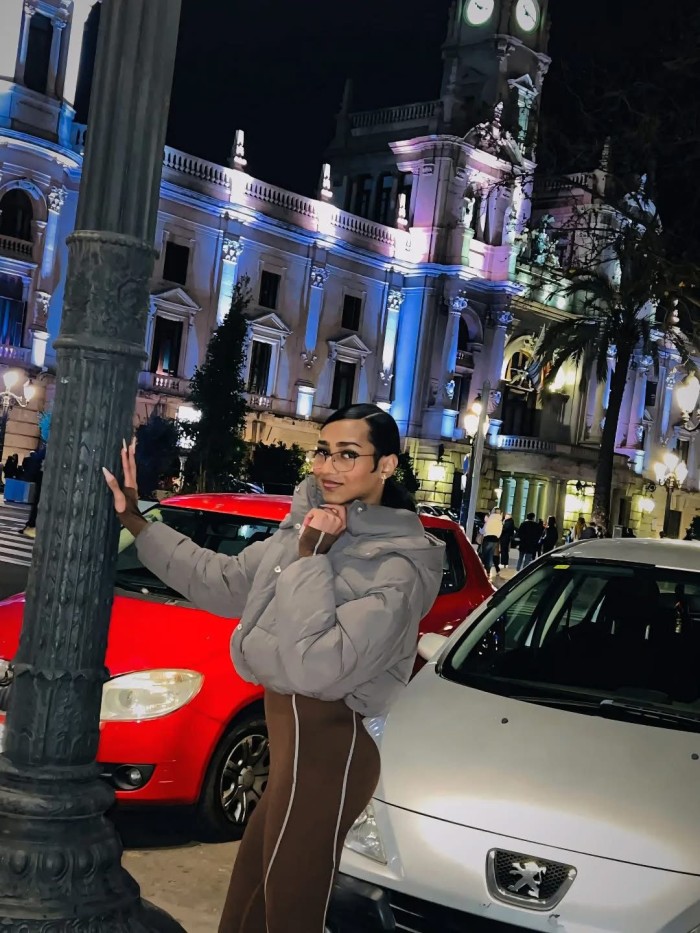 DESEO, FANTASÍAS Y ALTO VOLTAJE LLAMAME, 674705381