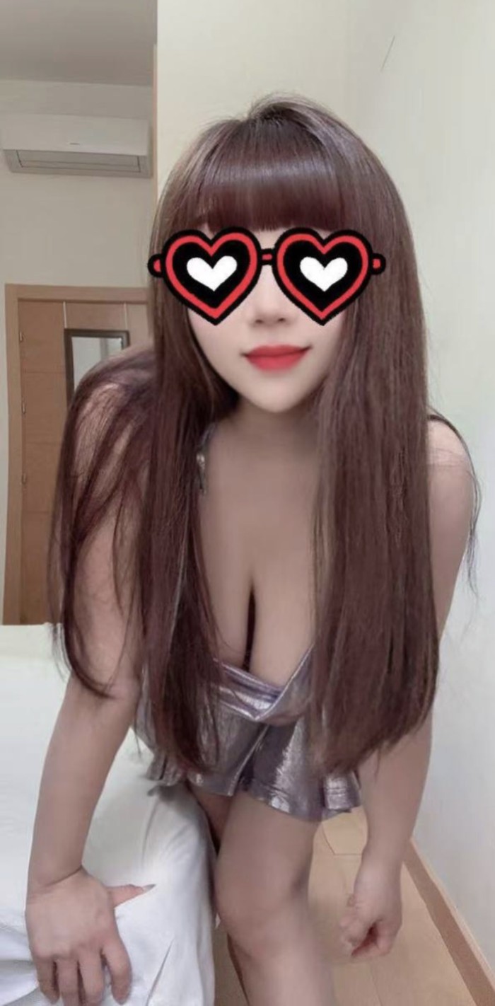 Asiatica muy caliente en Torremolinos