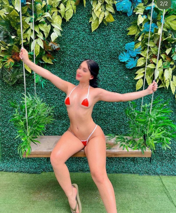 EXQUISITA BRASILEÑA ARDIENTE