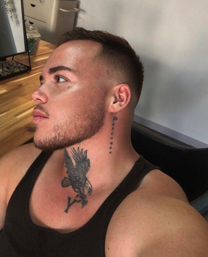 Hugo Chico trans elegante y discreto en Madrid