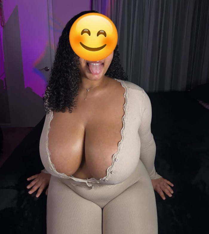 Linda tu tetona favorita