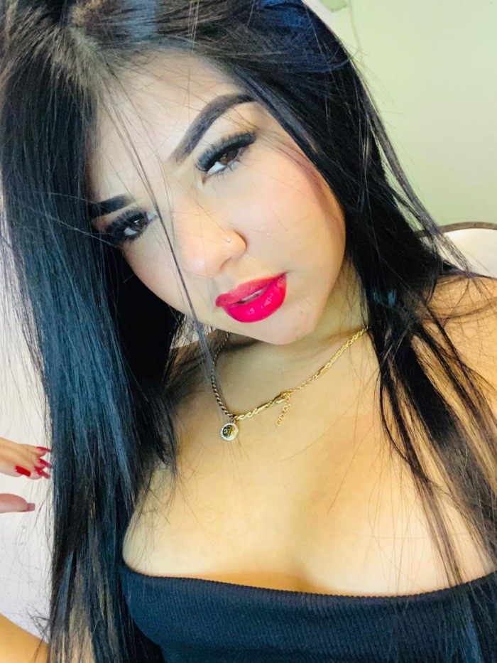 EN ALMERIA SENSUAL ESCORT JOVENCITA FIESTERA