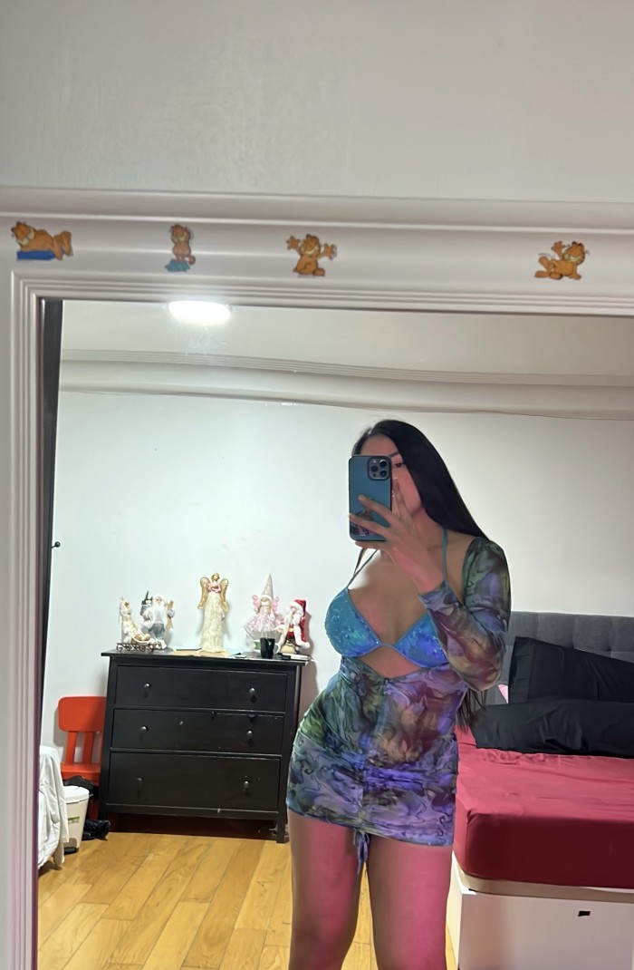 Hermosa trans colombiana