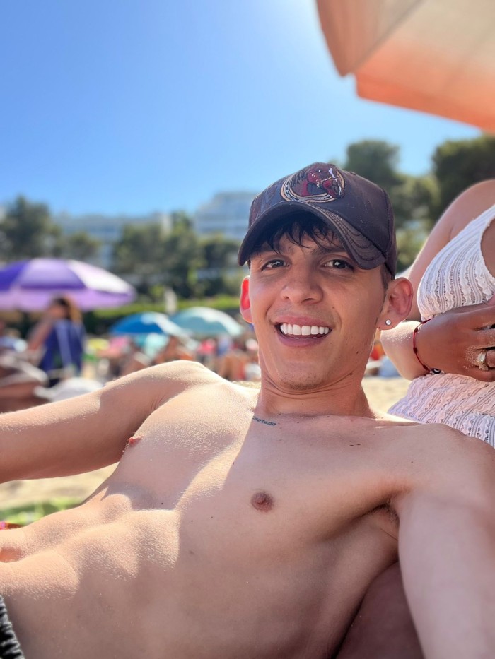 COLOMBIANO EN PALMA BUEN ROLLO 24H