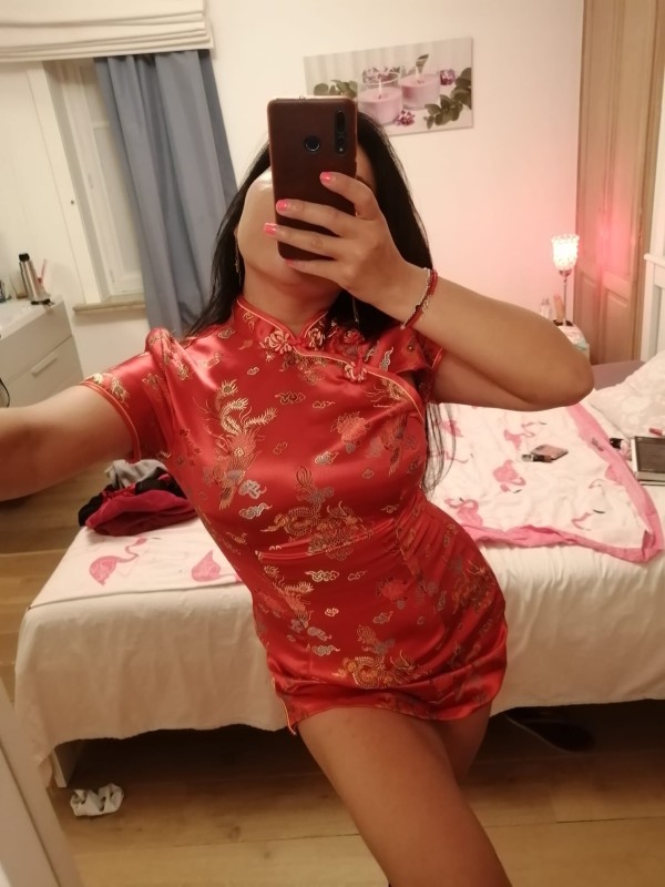 Yoko chavalit masajes lingam!déjame deslecharte
