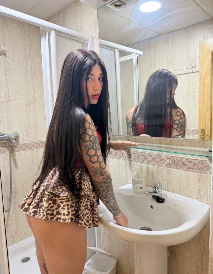 CAMILA CD TRANS TATUADA LATINA. Nueva en la zona