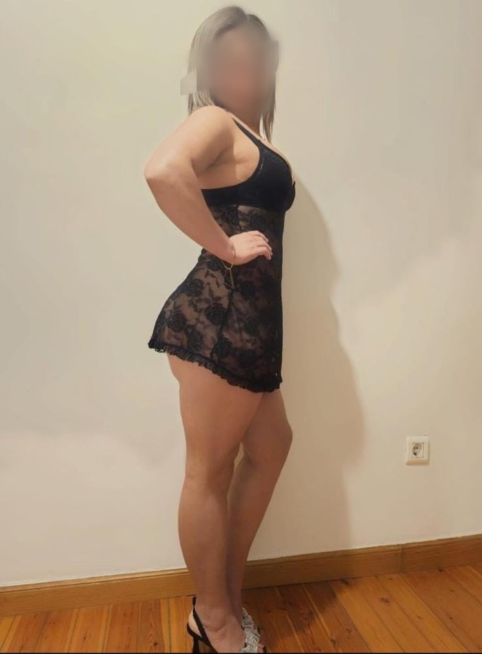 Joven paraguaya experta amante y morbosa