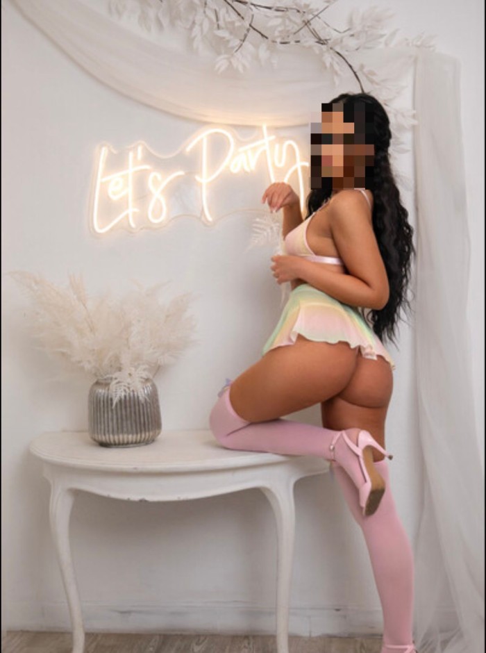 Colombiana 25 años en Cádiz… dulzura y pasion