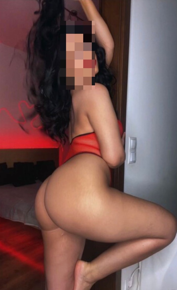 Colombiana 25 años en Cádiz… dulzura y pasion