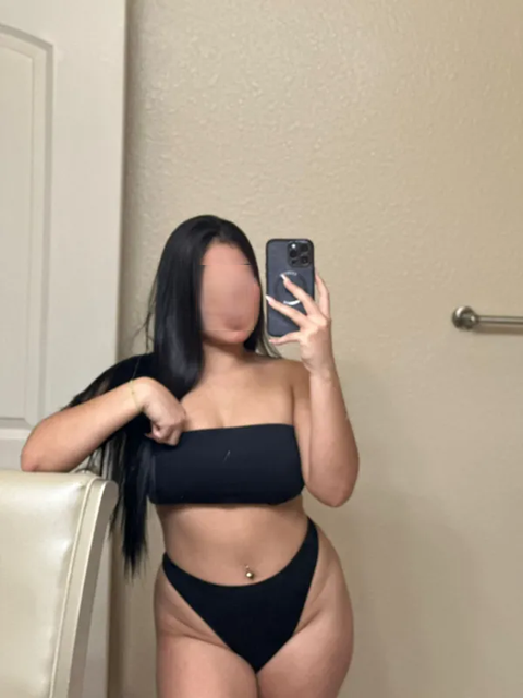 DIOSA DEL EROTISMO CANDENTE Y COMPLACIENTE