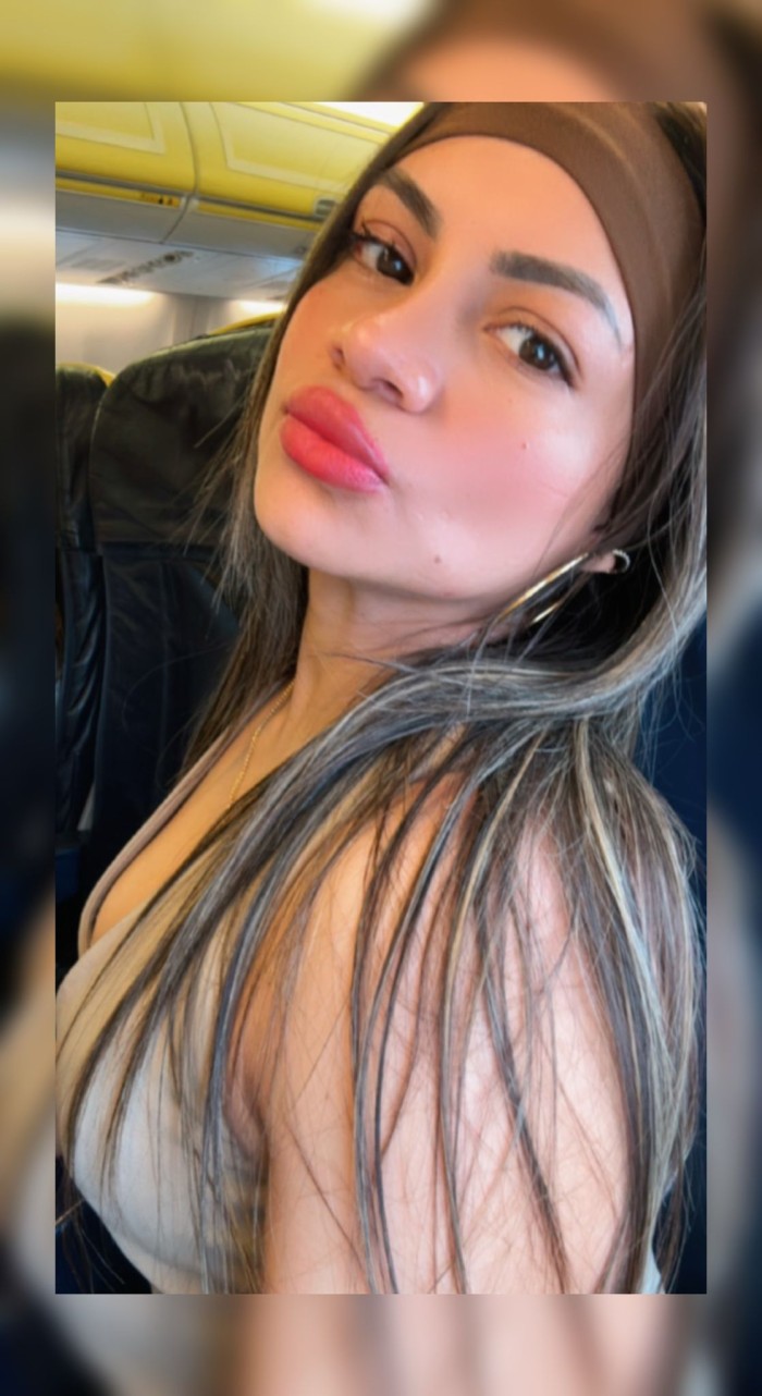 BONITA CACHONDA FIESTERA