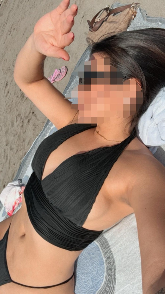 EN MADRID CENTRO UNA CHICA ARDIENTE Y DISPUESTA