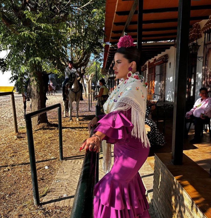 LINDA CORDOBESA DE REGRESO A ALGECIRAS, FIESTERA !