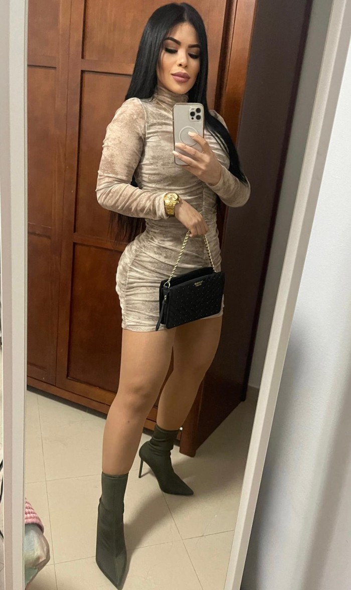 SEXY CULONA VENEZOLANA 600525271