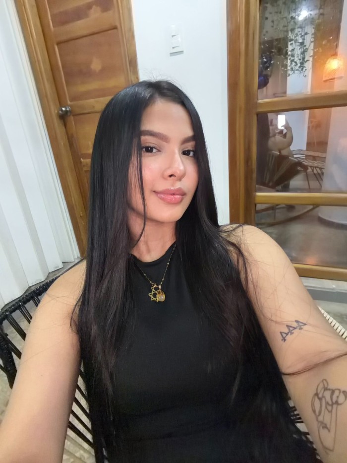 SENSUAL ARDIENTE FIESTERA ESCORT DE LUJO CACHONDA