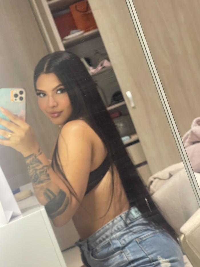 SENSUAL ARDIENTE FIESTERA ESCORT DE LUJO CACHONDA