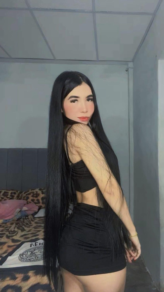 JOVENCITA CACHONDA ADICTA AL SEXO A FULL