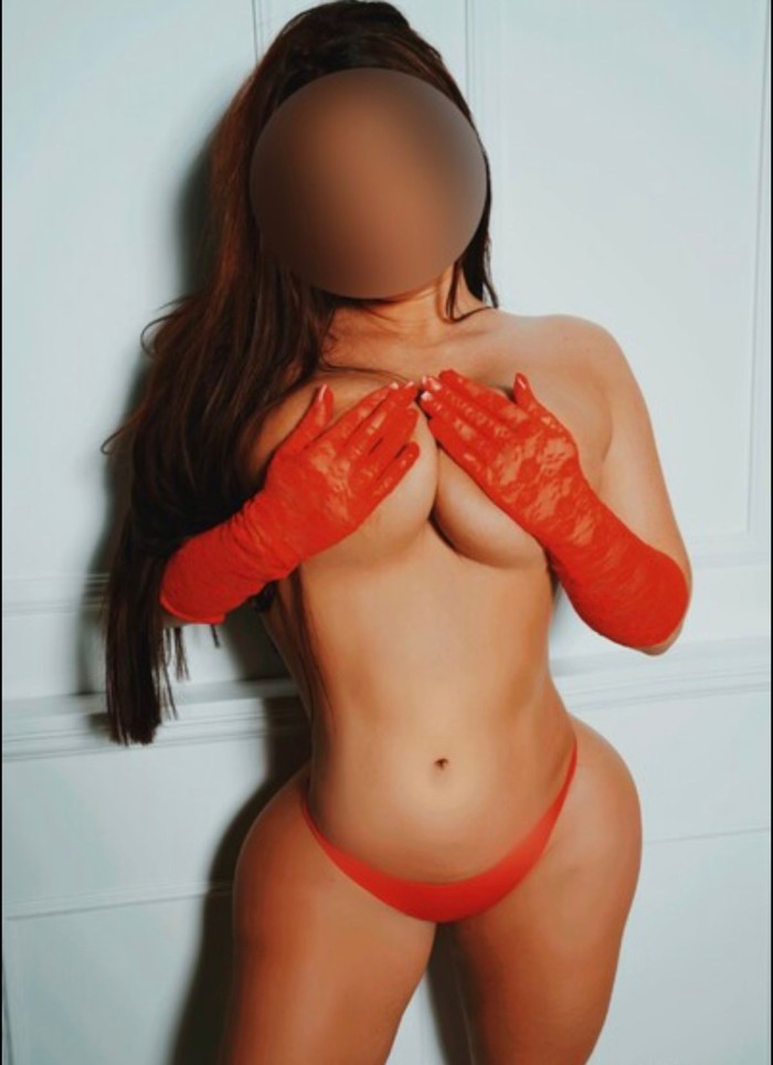 Colombiana 27 años… ¿te atreves a conocer