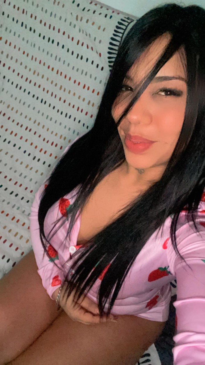 ATTRACTIVA VENEZOLANA, ¿LISTO PARA UN CAPRICHO?