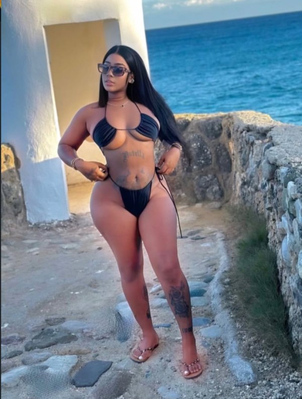 ARDIENTE SENSUAL APASIONADA BOMBA DE SEXO