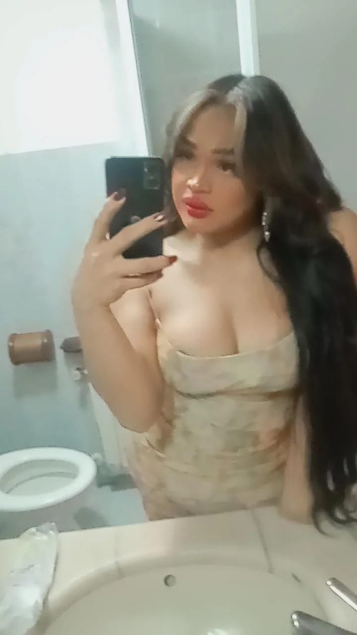 NICOL TRANS TRAVIESA Y JUGUETONA NUEVA