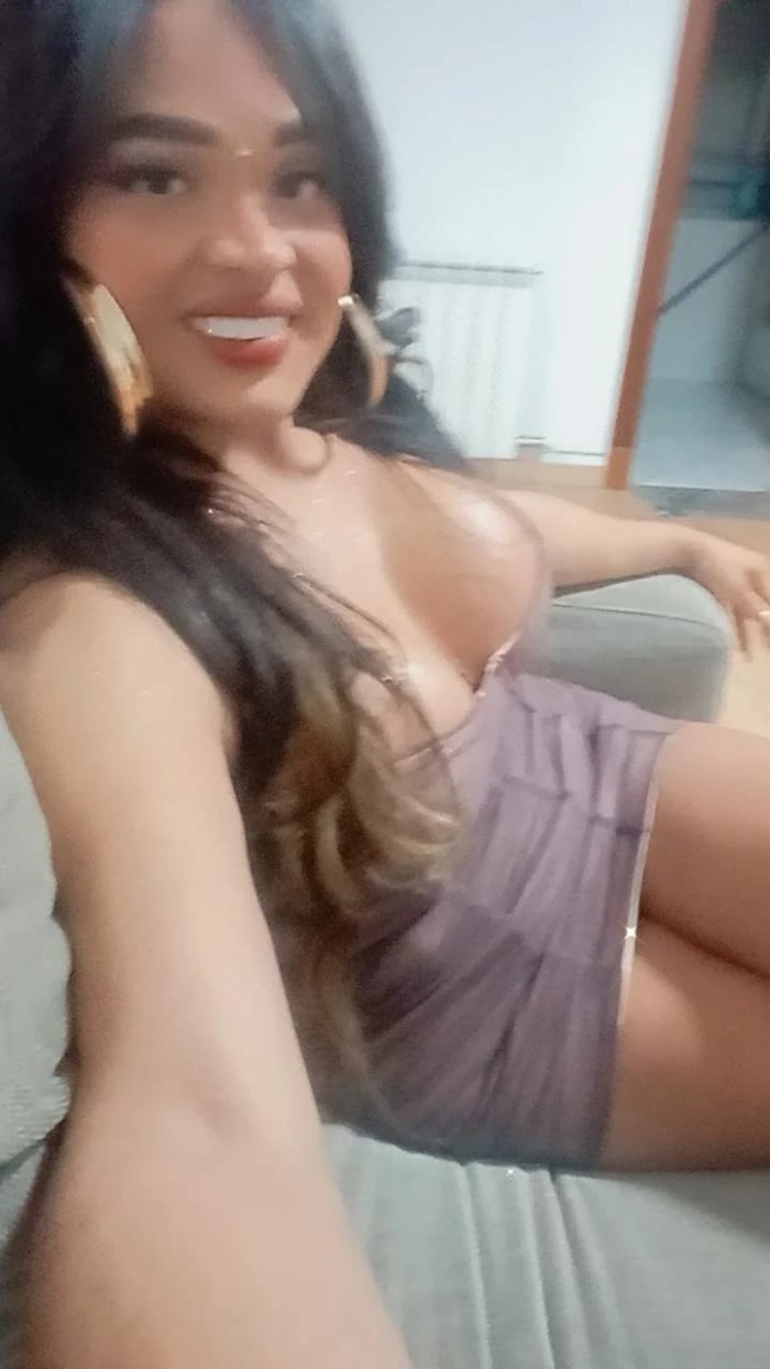 NICOL TRANS TRAVIESA Y JUGUETONA NUEVA
