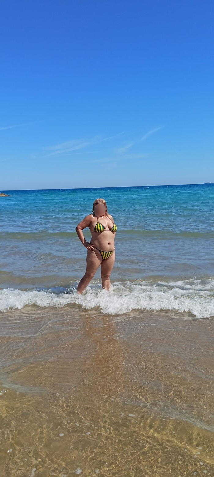Bbw gordita rellena pechugona muy golosa