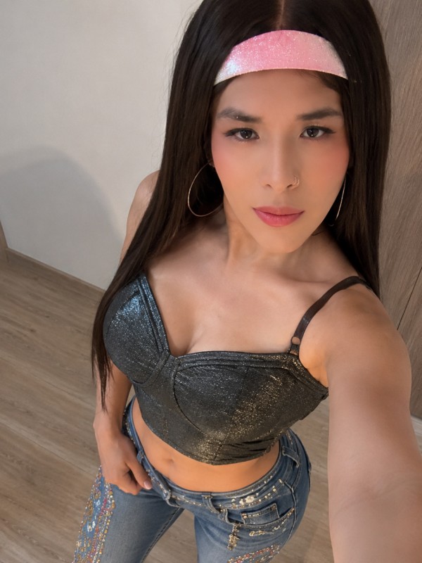 Novedad Trans Jovencita Cachonda