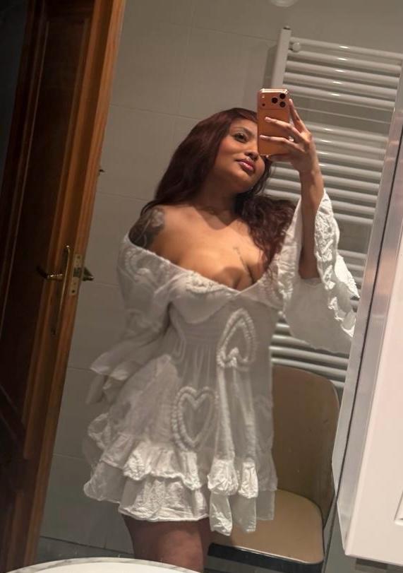 UNA PUTITA IMPLICADA GUARRA Y FIESTERA 90€