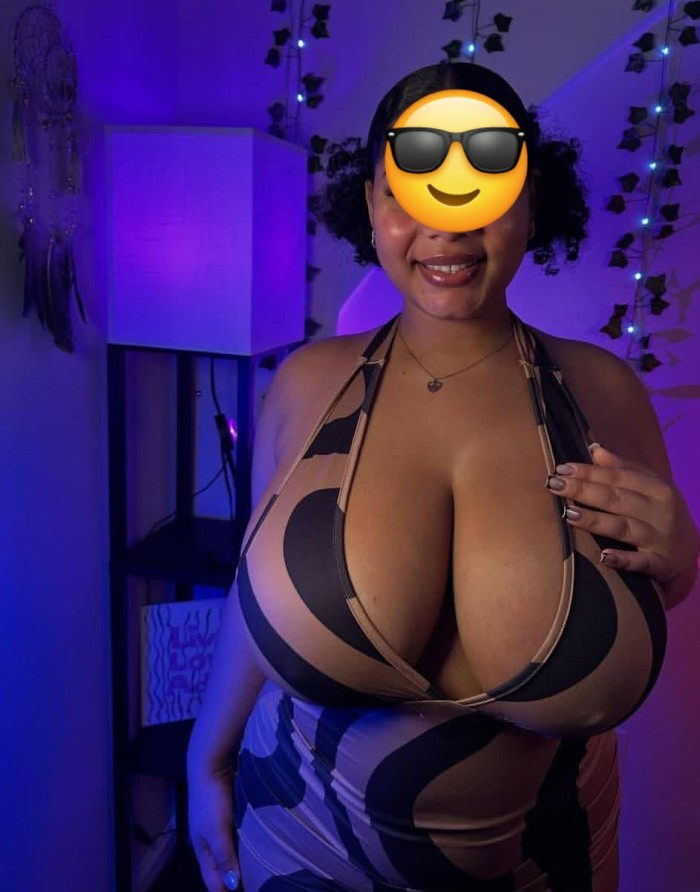 Tetona linda 130 de pecho para una buena paja cuba