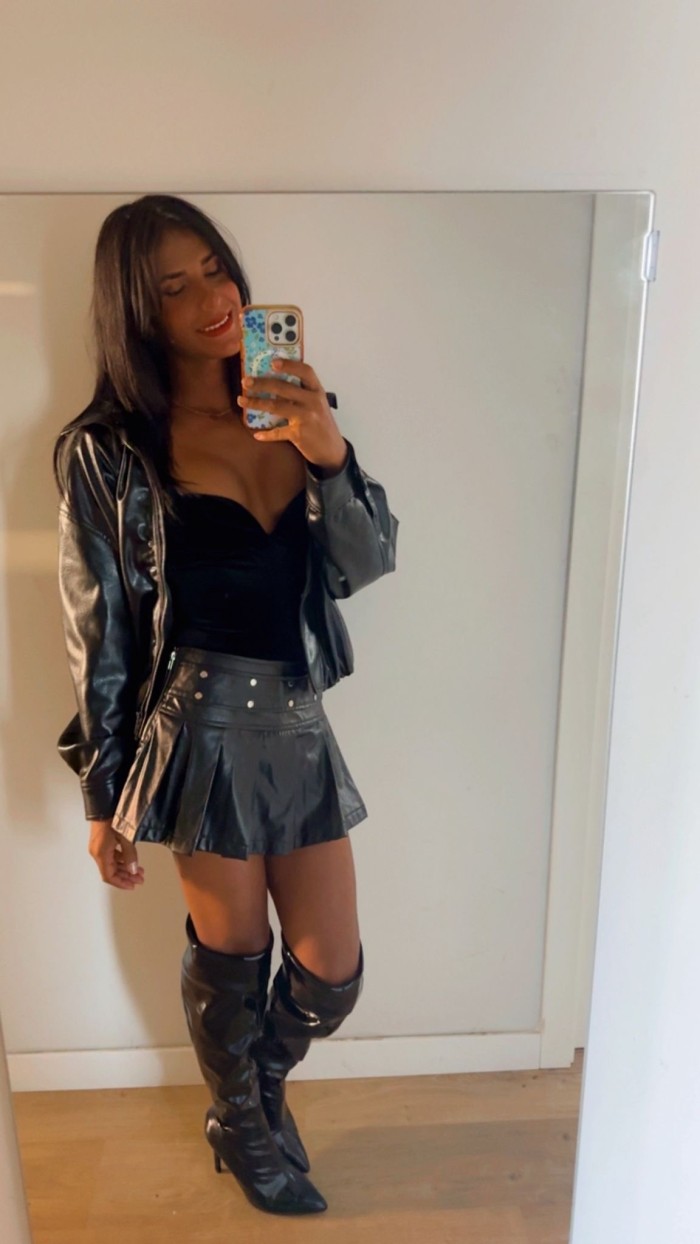 ALEJANDRA CHICA TRANS MUY COMPLETA