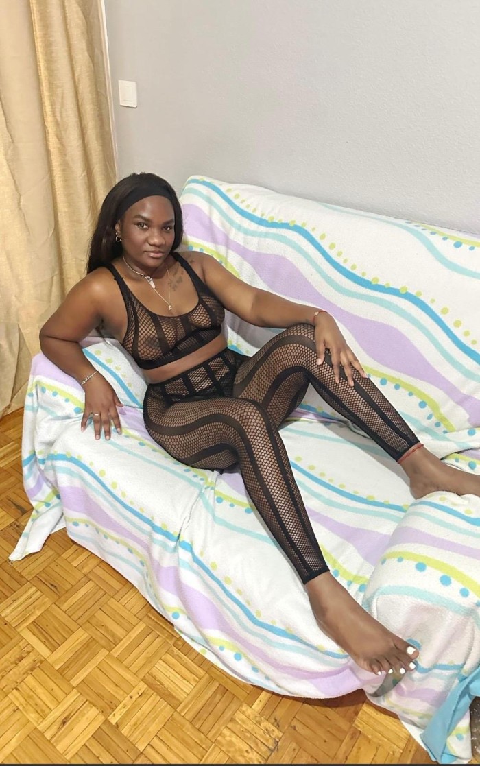 Casandra tú bombón negro en Torrejón