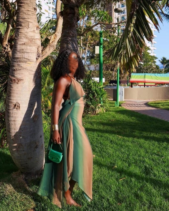 MORENA CUBANA NOVEDAD EN VALENCIA REINA DE FIESTA
